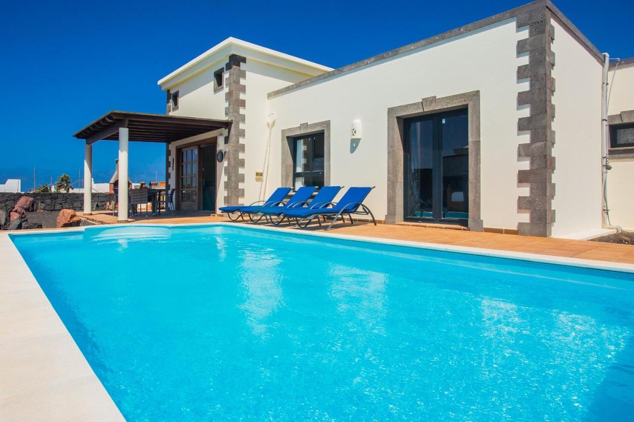 Eslanzarote Villa Eleonor, Super Wifi, Heated Pool, Sat Tv Playa Blanca  Bagian luar foto