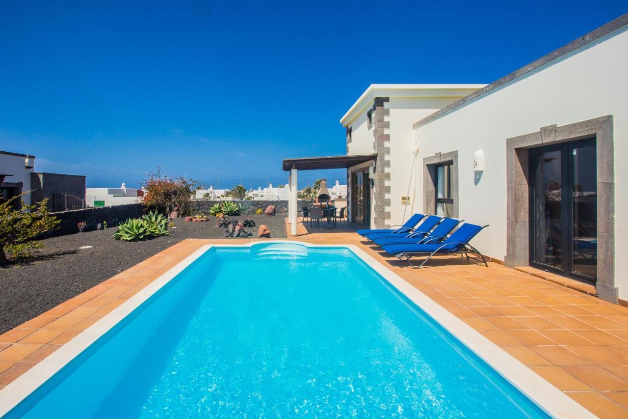Eslanzarote Villa Eleonor, Super Wifi, Heated Pool, Sat Tv Playa Blanca  Bagian luar foto