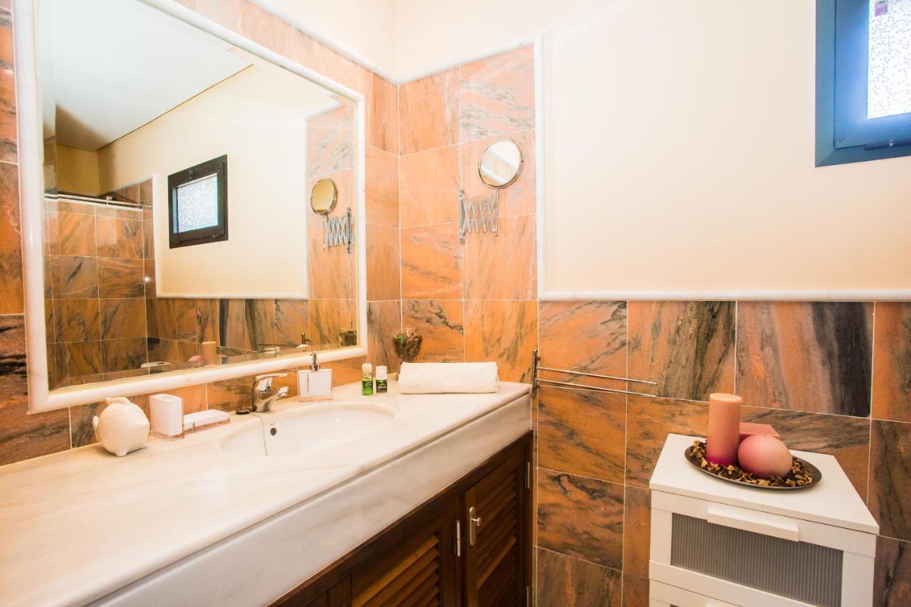 Eslanzarote Villa Eleonor, Super Wifi, Heated Pool, Sat Tv Playa Blanca  Bagian luar foto