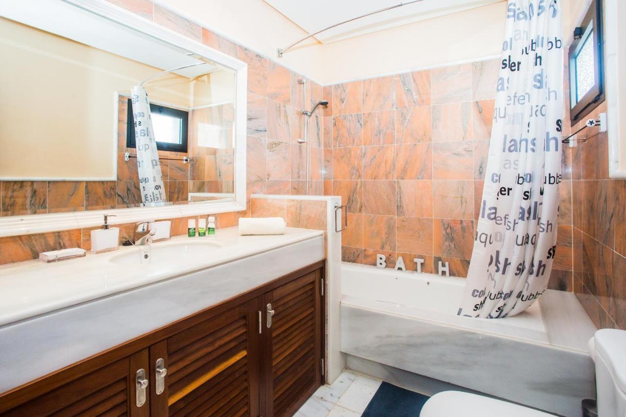 Eslanzarote Villa Eleonor, Super Wifi, Heated Pool, Sat Tv Playa Blanca  Bagian luar foto