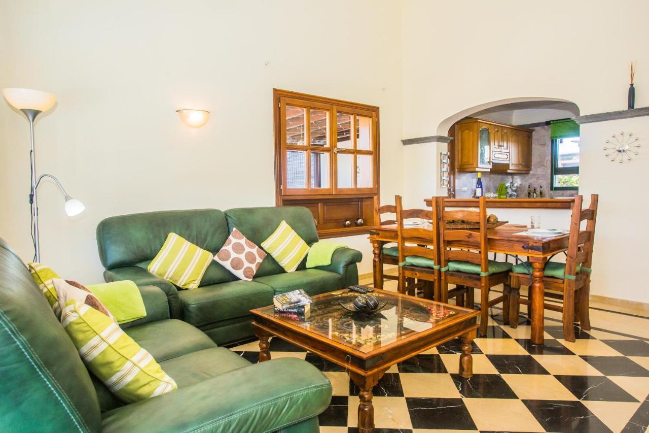 Eslanzarote Villa Eleonor, Super Wifi, Heated Pool, Sat Tv Playa Blanca  Bagian luar foto